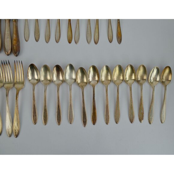 WM A Rogers Debutante 1847 Silverplate Antique Vintage Silverware Flatware Set o - Picture 5 of 11